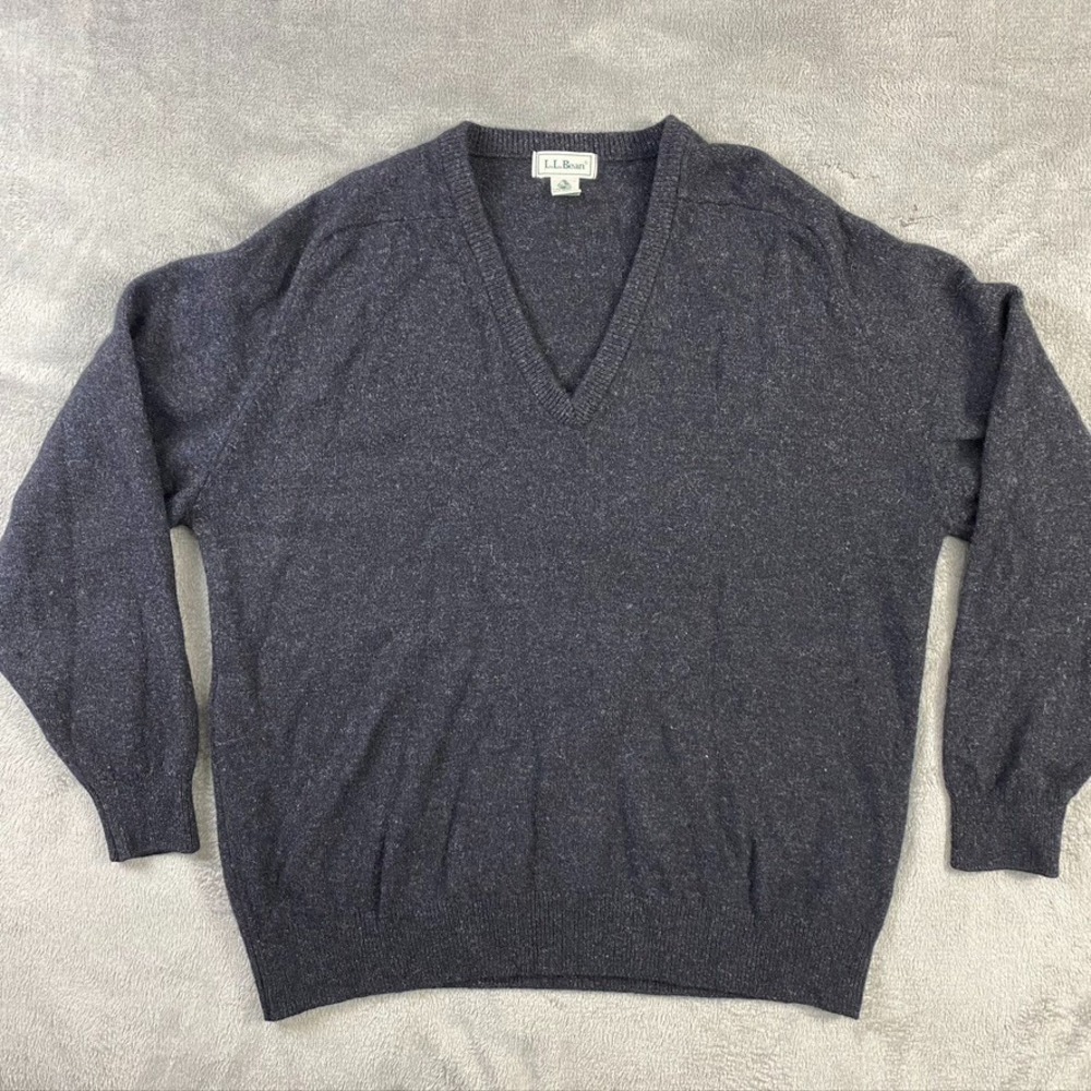 VTG LL Bean Sweater Mens XL Pullover Scotland 100% LambsWool‎ V-Neck Long Sleeve